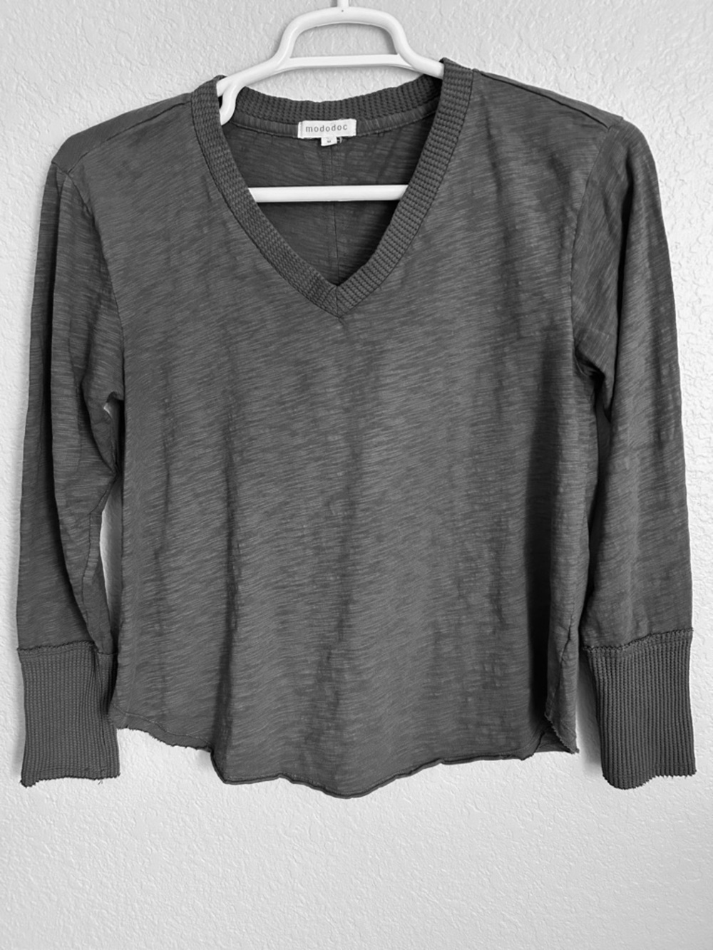 Mododoc V-Neck Long Sleeve Olive Green Top